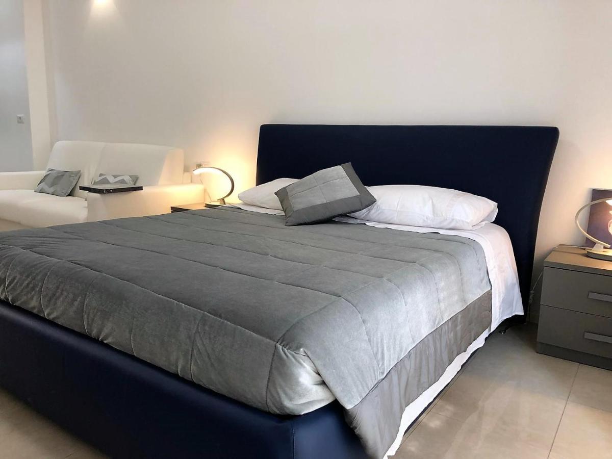 Accomodations Stazione Centrale Milan Exterior photo