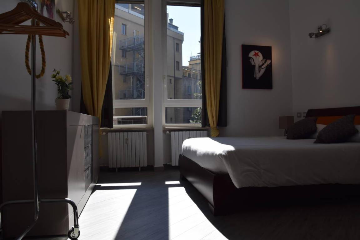 Accomodations Stazione Centrale Milan Exterior photo