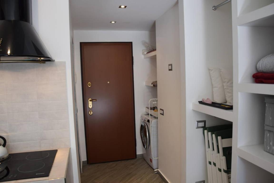 Accomodations Stazione Centrale Milan Exterior photo