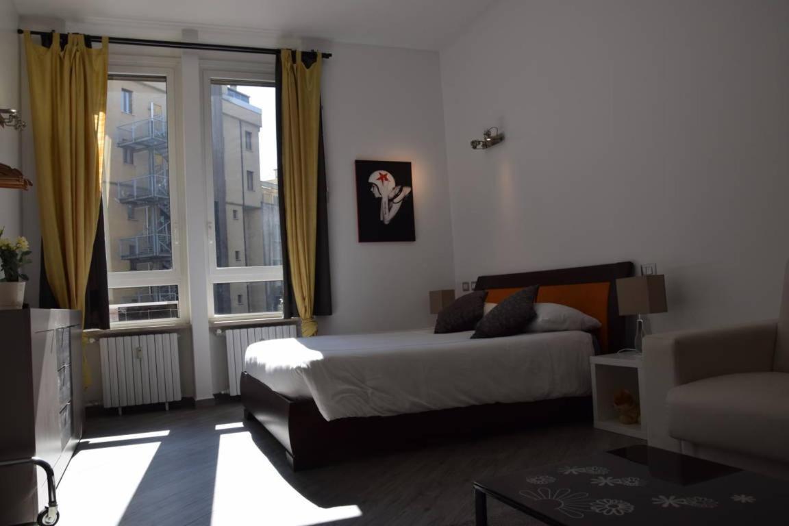 Accomodations Stazione Centrale Milan Exterior photo