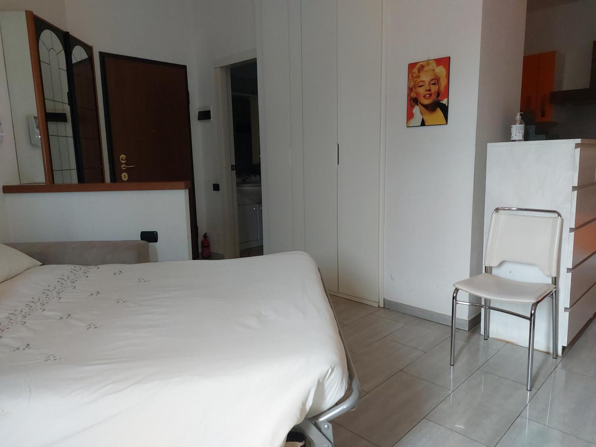 Accomodations Stazione Centrale Milan Exterior photo